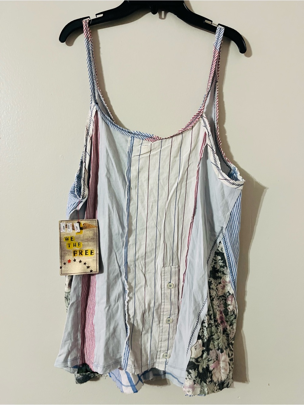 WE THE FREE TANK SZ L - Picture 4 of 9